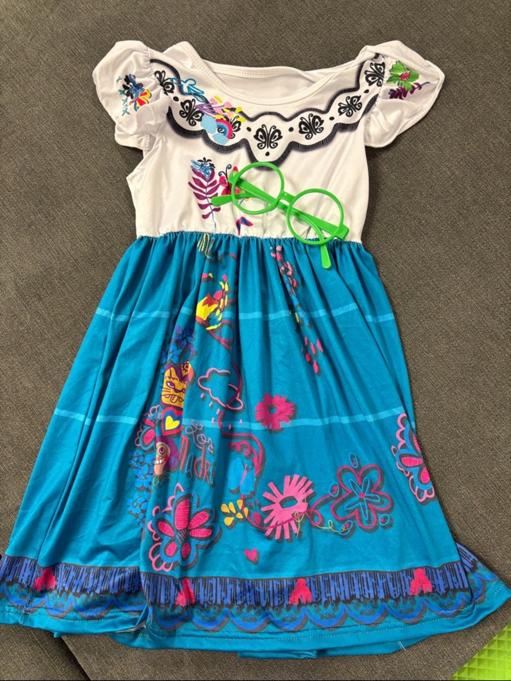 Encanto Mirabel Dress and Glasses (2T-4T)